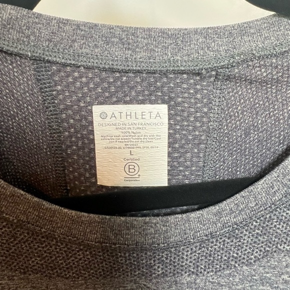 Athleta Long Monument Seamless Long Sleeve Top  (Large) - Picture 5 of 5